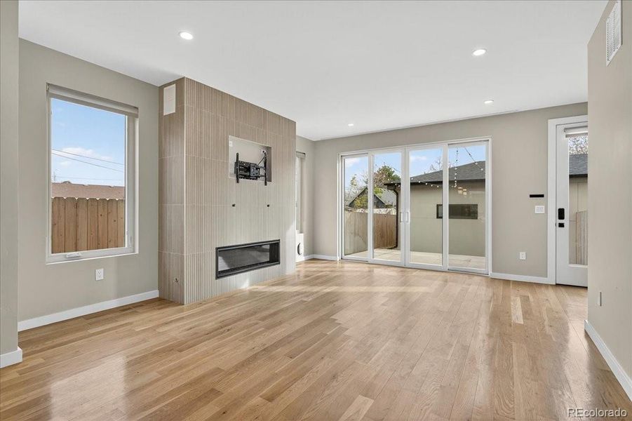 Spacious, unfurnished interior of a new home in , Denver (Image 23).