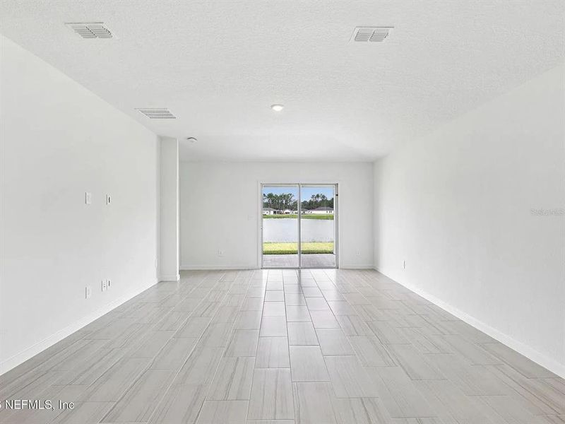 Spacious, unfurnished interior of a new home in Colbert Landings, Palm Coast (Image 18). Spacious, unfurnished interior of a new home in Colbert Landings, Palm Coast (Image 18).