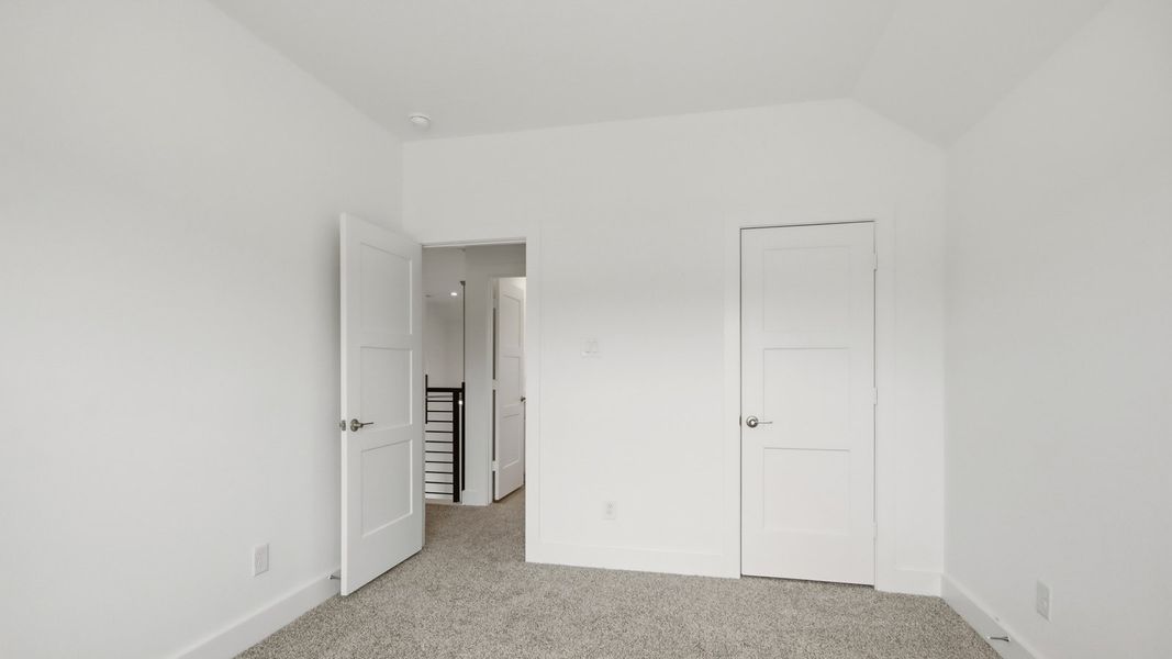 Spacious, unfurnished interior of a new home in Hills of Westlake, Conroe (Image 21).