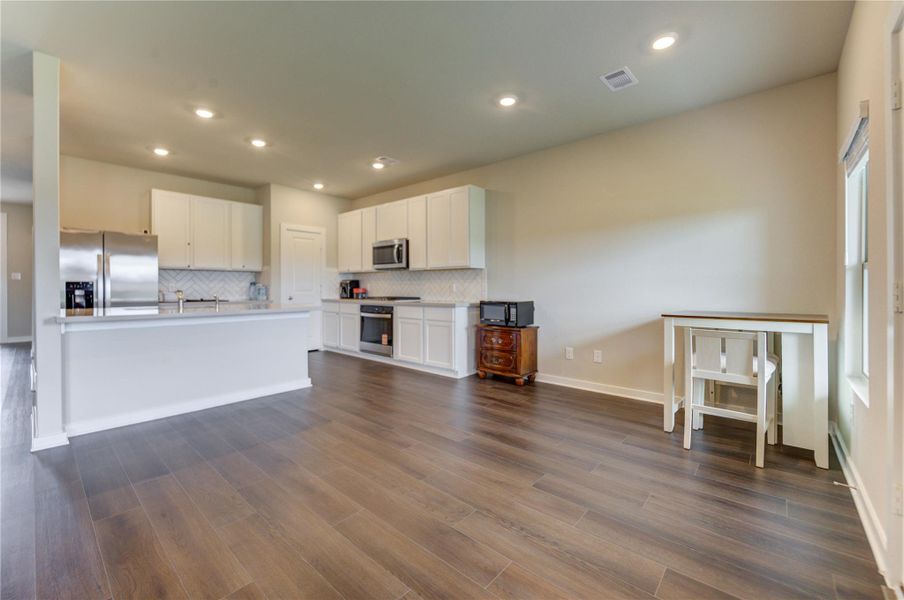 Furnished interior view inside a new home in Arabella on the Prairie, Richmond (Image 8).