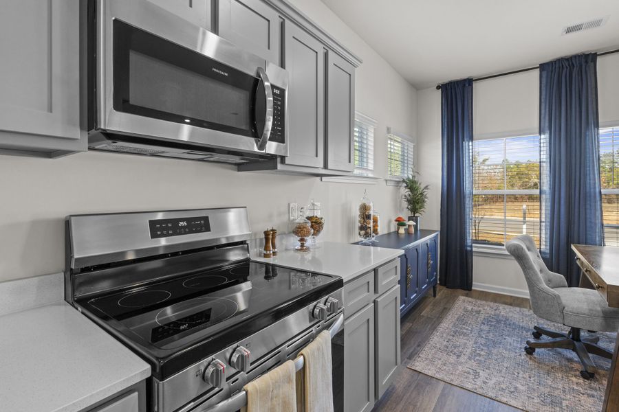 Furnished interior view inside a new home in Harbison Grove, Columbia (Image 10).