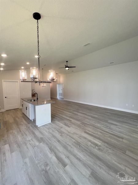Spacious, unfurnished interior of a new home in Pine Top, Cantonment (Image 7).