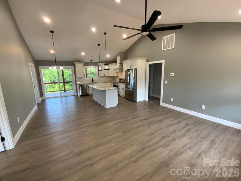 Spacious, unfurnished interior of a new home in , Forest City (Image 12).