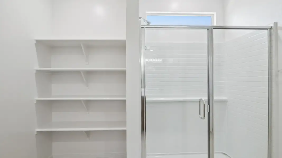 Close-up of interior finishes inside a home in El Cidro, Goodyear (Image 15).