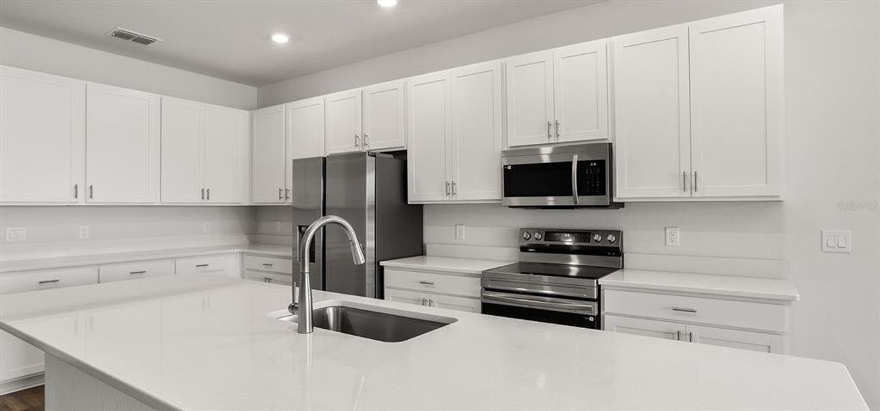 Furnished interior view inside a new home in The Crossings - Single-Family Homes, St. Cloud (Image 7).