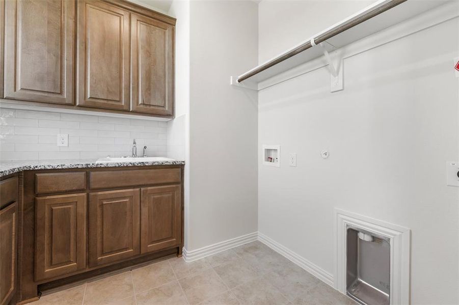 Furnished interior view inside a new home in Clear Sky Addition, Valley View (Image 10).