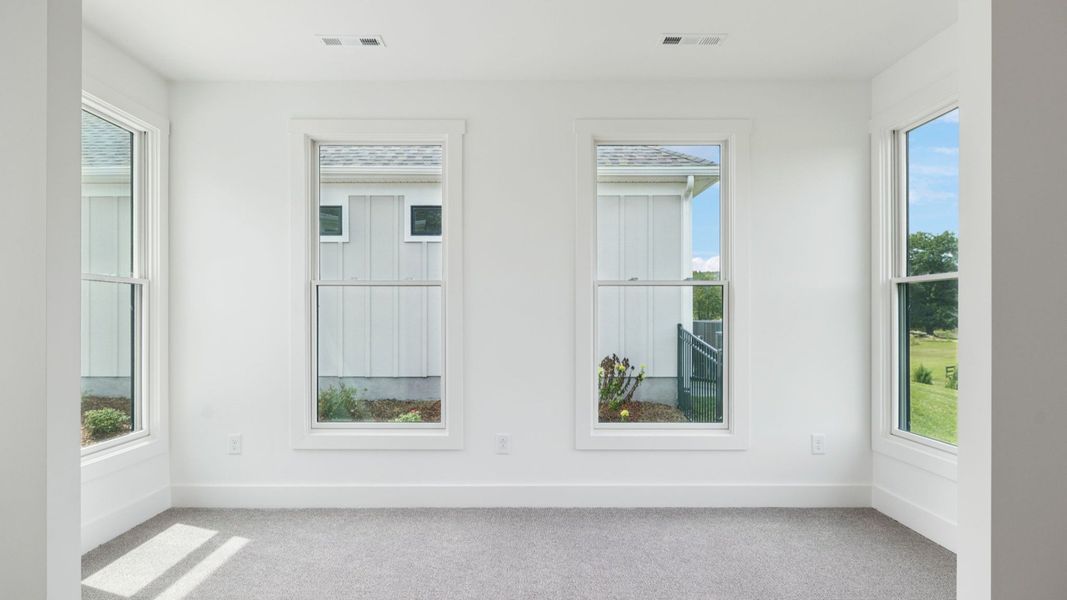 Spacious, unfurnished interior of a new home in The Courtyards at Stewarts Creek, Smyrna (Image 38).