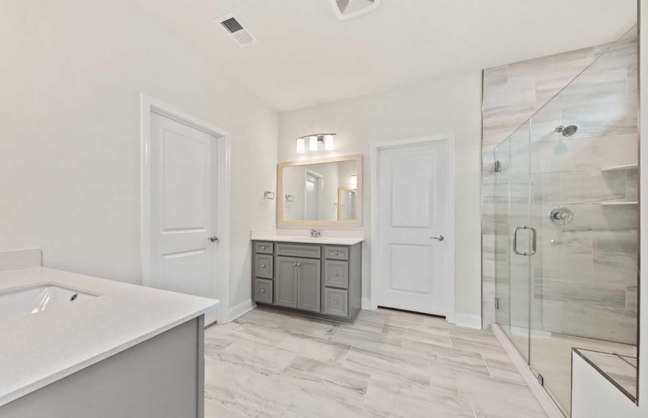 Representative furnished interior of a home built from the Laurel by Pulte Homes in Heartwood, Richmond Hill (Image 7).