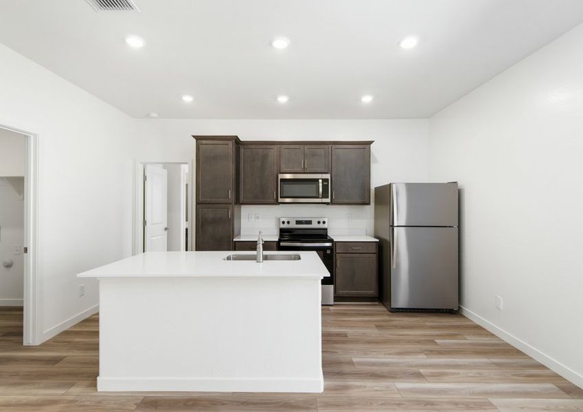 Enjoy a quick meal at the spacious breakfast bar.