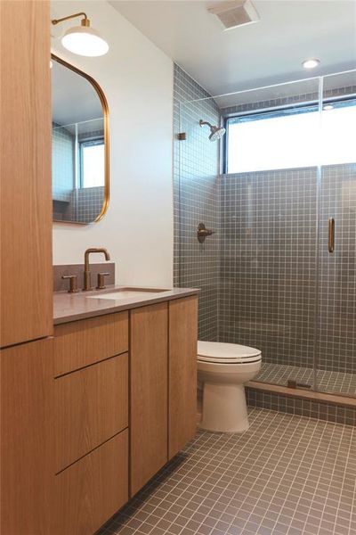 Upstairs Bathroom Upstairs Bathroom