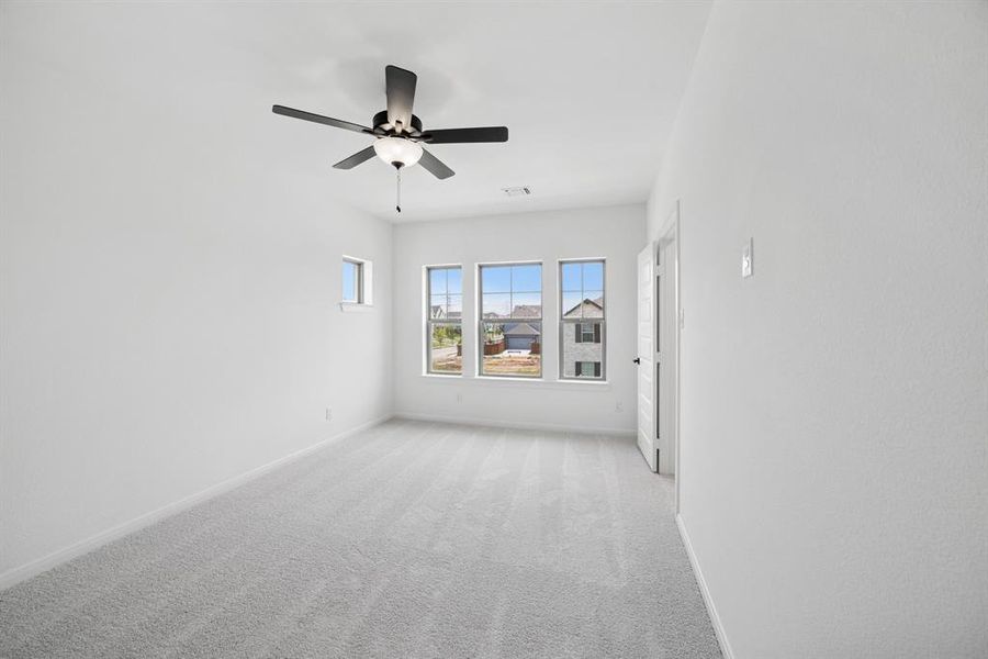 Spacious, unfurnished interior of a new home in Karis - Cottage Series, Crowley (Image 17).