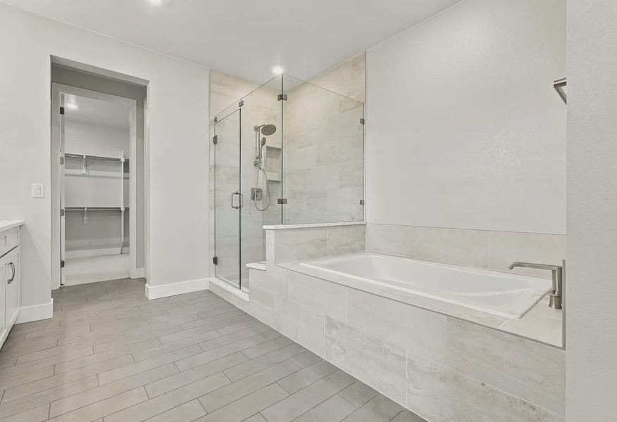 Homesite 269 Primary Bath - 15 of 18