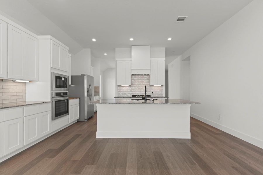 Furnished interior view inside a new home in Westland Ranch 60' Homesites, League City (Image 16). Furnished interior view inside a new home in Westland Ranch 60' Homesites, League City (Image 16).