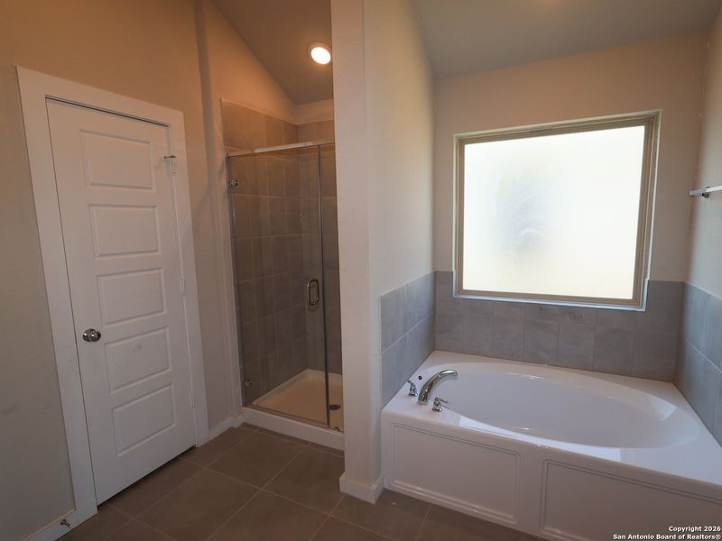 Furnished interior view inside a new home in Winding Brook, San Antonio (Image 8).