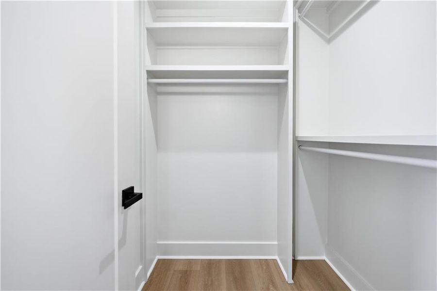 Spacious, unfurnished interior of a new home in , Monroe (Image 20).