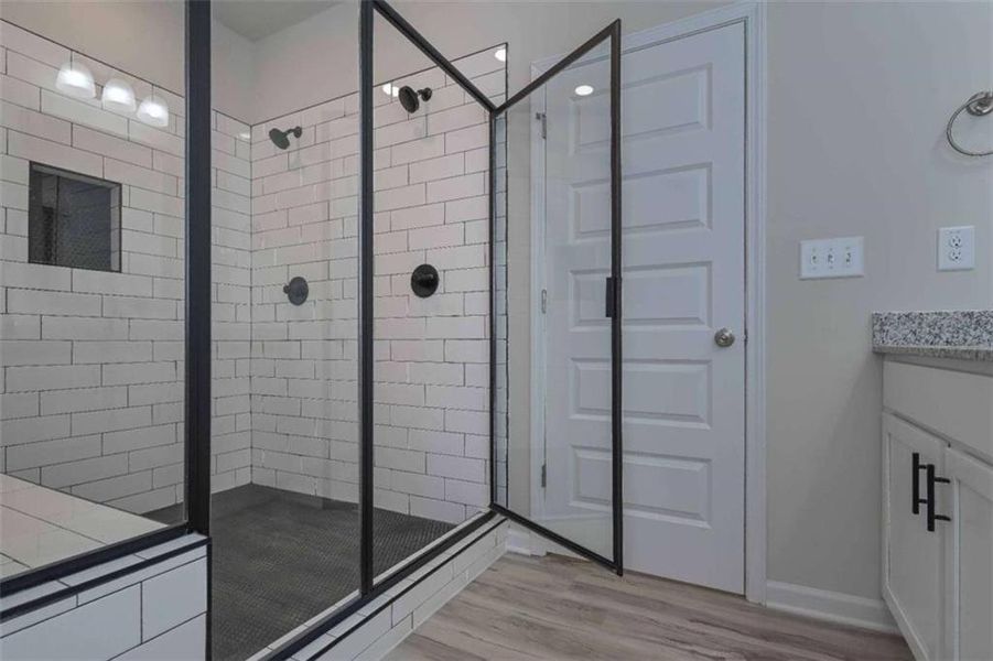 Image 32 of a home in Deer Creek.