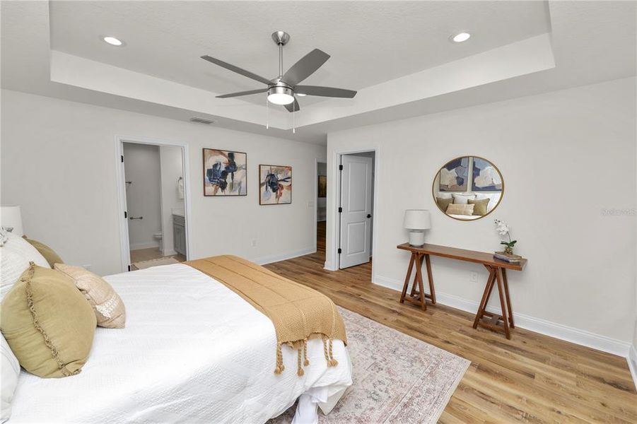 Furnished interior view inside a new home in , Eagle Lake (Image 34).