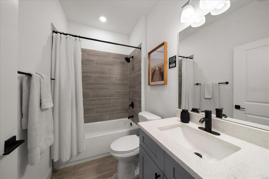 Furnished interior view inside a new home in , Ocala (Image 36).