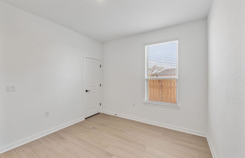 Spacious, unfurnished interior of a new home in Woodside, Georgetown (Image 42).