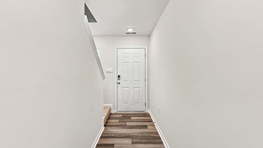 Spacious, unfurnished interior of a new home in Harrier Point, Woodruff (Image 15).