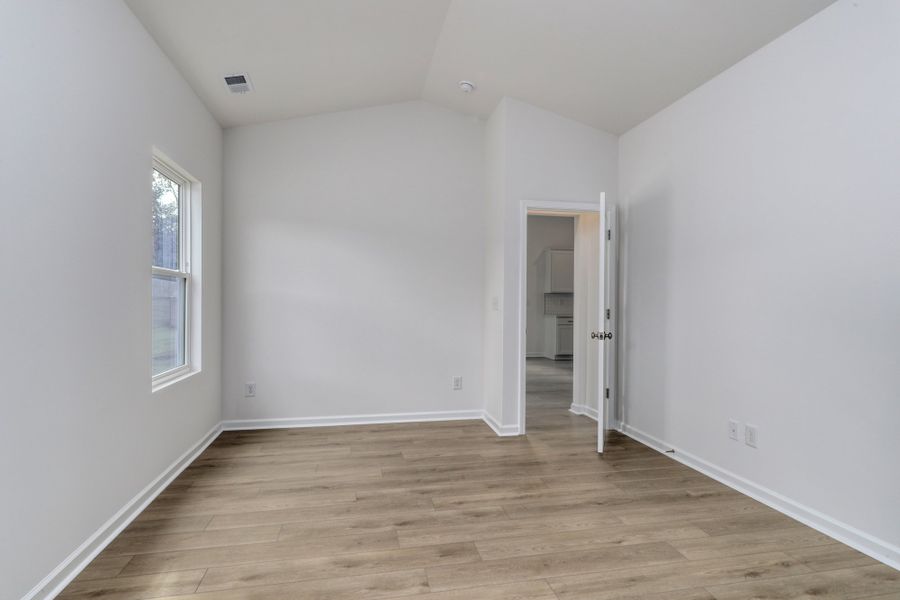 Spacious, unfurnished interior of a new home in Jordan Grove, Conway (Image 37).