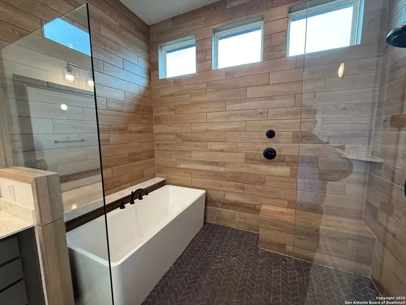 Furnished interior view inside a new home in Mesa Western, Cibolo (Image 8). Furnished interior view inside a new home in Mesa Western, Cibolo (Image 8).