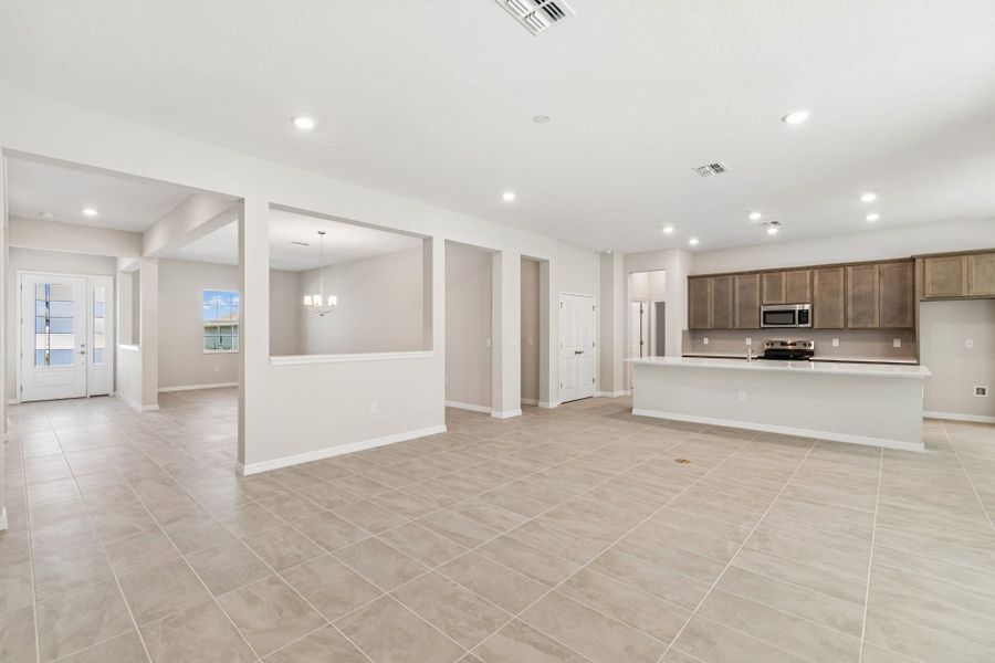 Spacious, unfurnished interior of a new home in Pinecone Reserve, Brooksville (Image 13). Spacious, unfurnished interior of a new home in Pinecone Reserve, Brooksville (Image 13).