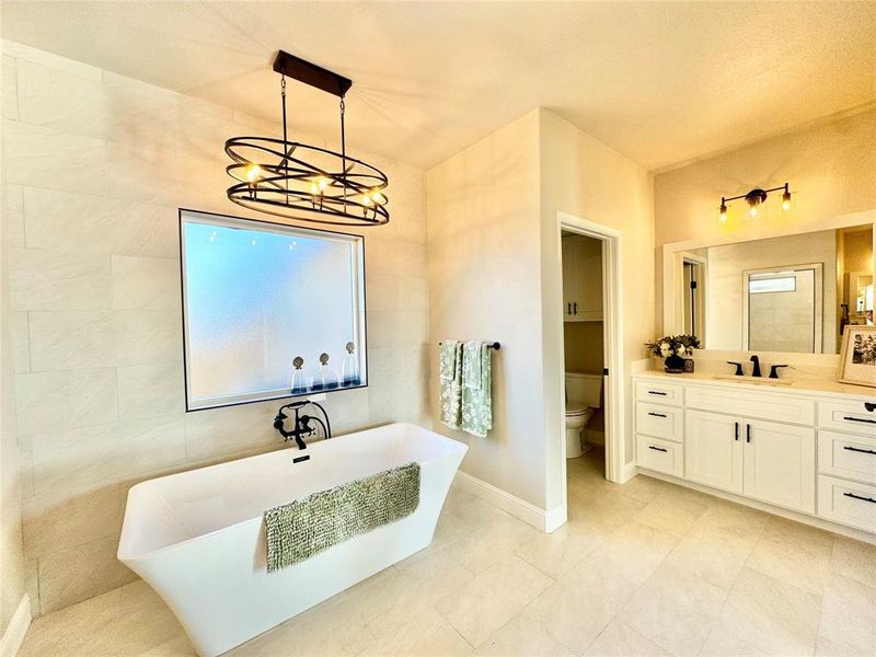 Furnished interior view inside a new home in , Abilene (Image 5).