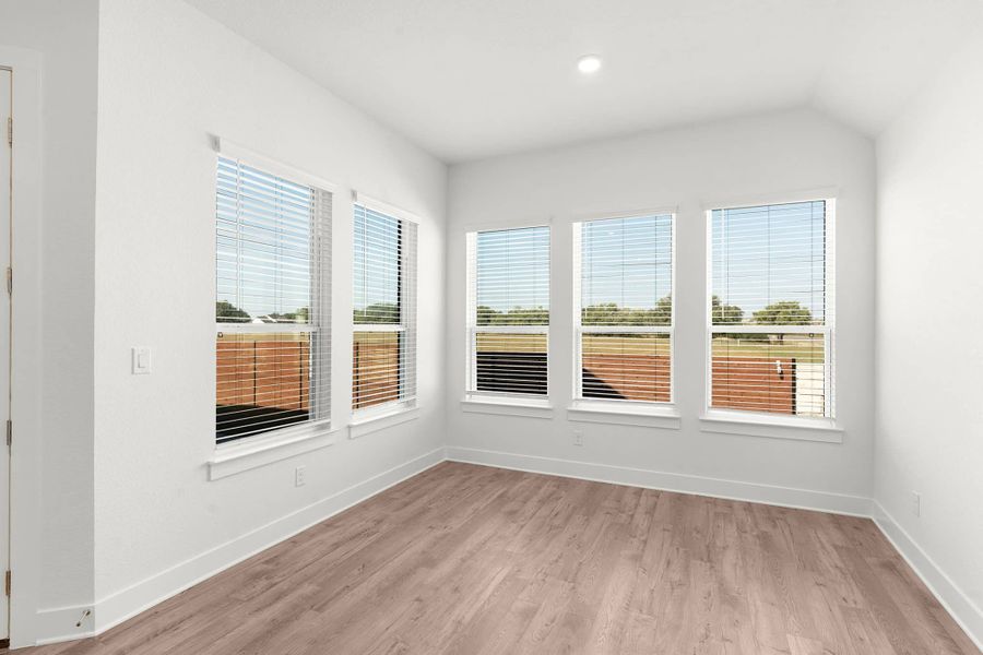 Spacious, unfurnished interior of a new home in Broken Oak, Georgetown (Image 15). Spacious, unfurnished interior of a new home in Broken Oak, Georgetown (Image 15).