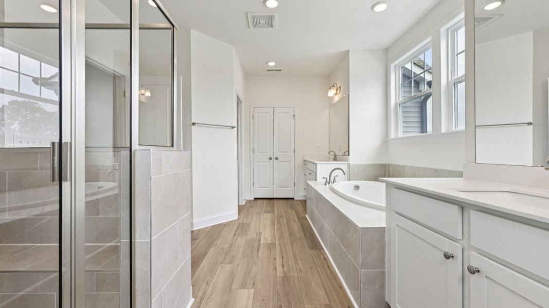 Representative furnished interior of a home built from the Stonehaven by DRB Homes in Campbell Ridge, Angier (Image 38).
