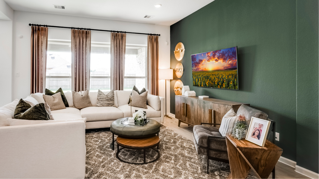 Image 27 of a home in Harvest Green.