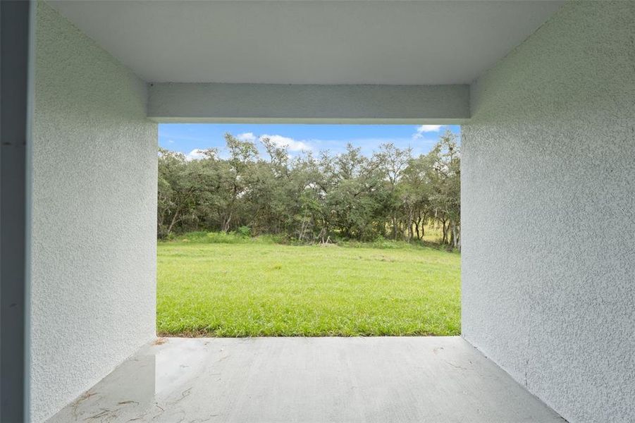 Exterior details and patio area of a home in , Ocala (Image 2).