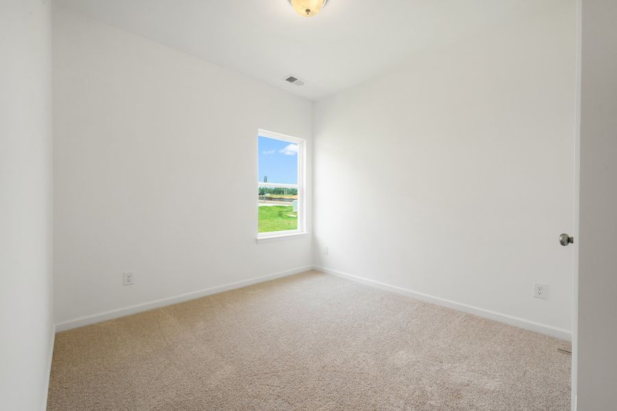 Spacious, unfurnished interior of a new home in Jackson Hills, Clarksville (Image 25).