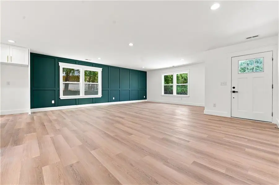 Spacious, unfurnished interior of a new home in , Dallas (Image 13). Spacious, unfurnished interior of a new home in , Dallas (Image 13).