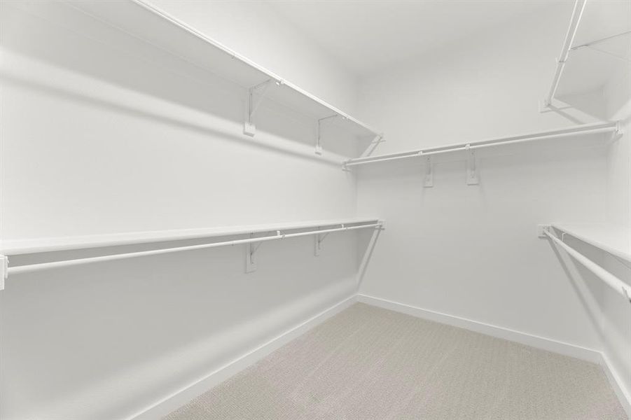26. 2001 Aldrich - Closet