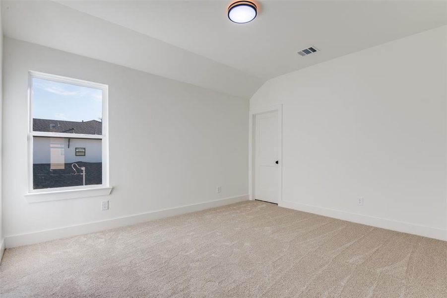 Spacious, unfurnished interior of a new home in , Rockwall (Image 21).