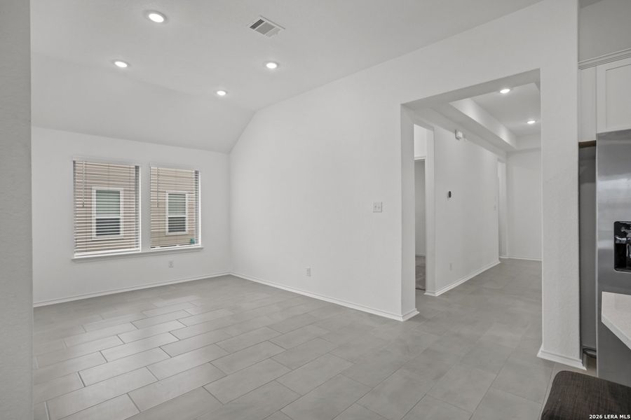 Spacious, unfurnished interior of a new home in The Parklands, Schertz (Image 24). Spacious, unfurnished interior of a new home in The Parklands, Schertz (Image 24).
