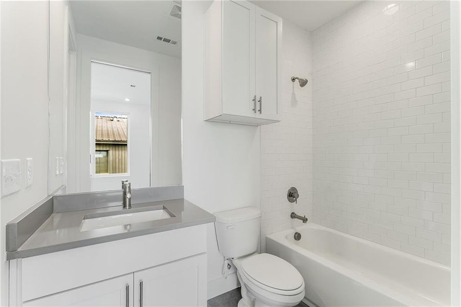 Furnished interior view inside a new home in , Atlanta (Image 7).