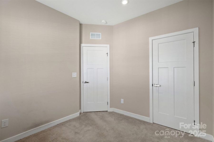 Spacious, unfurnished interior of a new home in , Charlotte (Image 20).