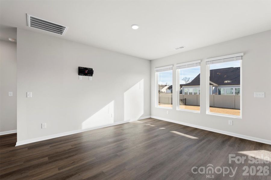 Spacious, unfurnished interior of a new home in Encore at Harmony, Harrisburg (Image 19).