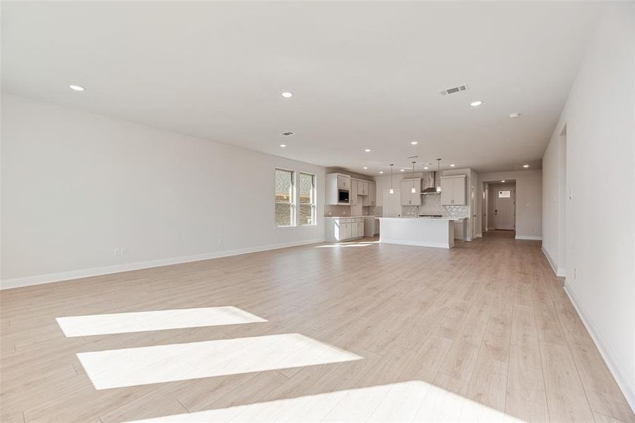 Spacious, unfurnished interior of a new home in Villages of Hurricane Creek, Anna (Image 17). Spacious, unfurnished interior of a new home in Villages of Hurricane Creek, Anna (Image 17).