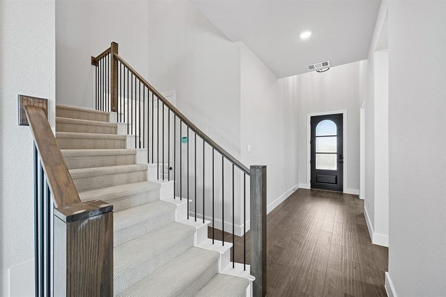 Spacious, unfurnished interior of a new home in Trinity Falls, McKinney (Image 28). Spacious, unfurnished interior of a new home in Trinity Falls, McKinney (Image 28).