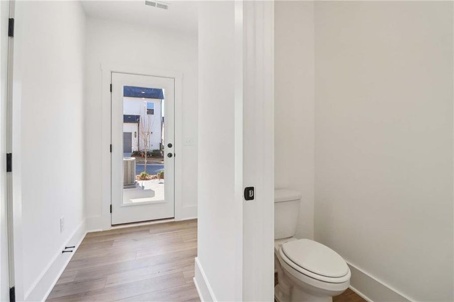 Spacious, unfurnished interior of a new home in Park Vue, Atlanta (Image 26).