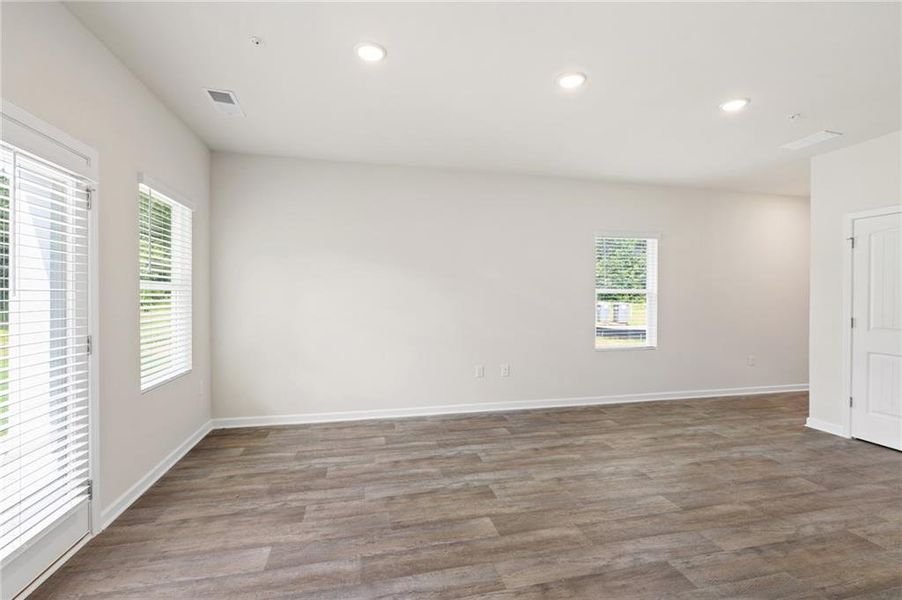 Spacious, unfurnished interior of a new home in Carolina, Palmetto (Image 22). Spacious, unfurnished interior of a new home in Carolina, Palmetto (Image 22).