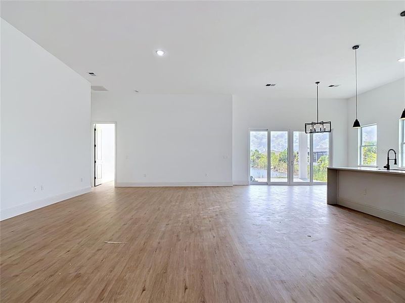 Spacious, unfurnished interior of a new home in , Port Charlotte (Image 17).