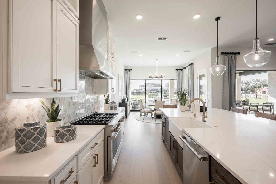 Representative furnished interior of a home built from the Meritage by Tri Pointe Homes in Legacy Grove 1/2 Acre, Montgomery (Image 14).