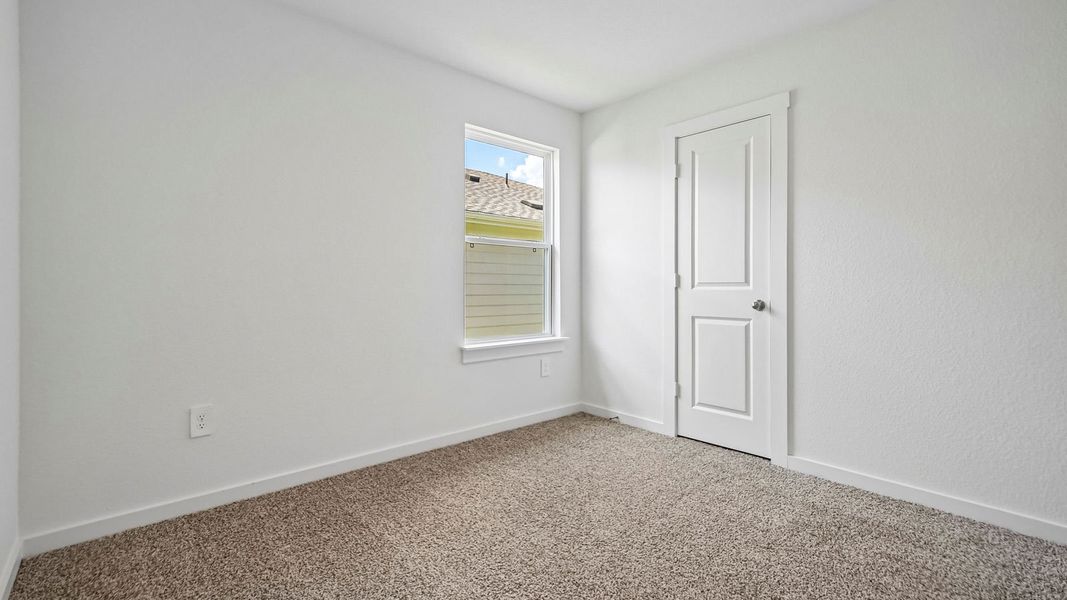 Spacious, unfurnished interior of a new home in Trails at Wildhorse, Austin (Image 35).