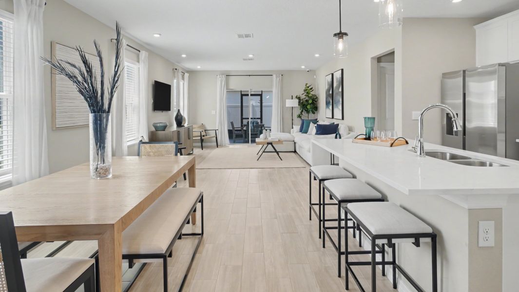 Representative furnished interior of a home built from the Lexington by Maronda Homes in Cassie Oaks, Jacksonville (Image 12).
