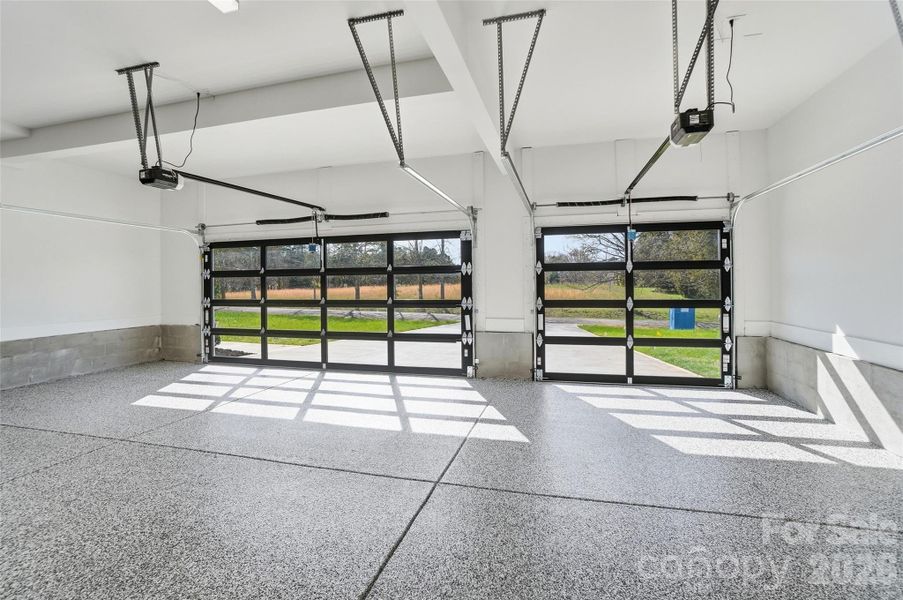 Spacious, unfurnished interior of a new home in , Mooresville (Image 23).