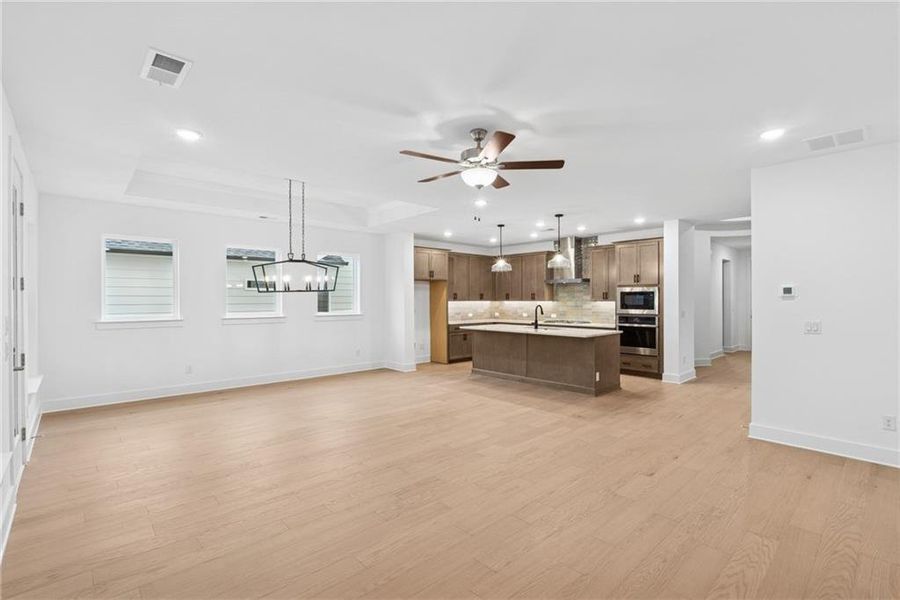 Spacious, unfurnished interior of a new home in Maple Grove at Towne Lake, Woodstock (Image 12).